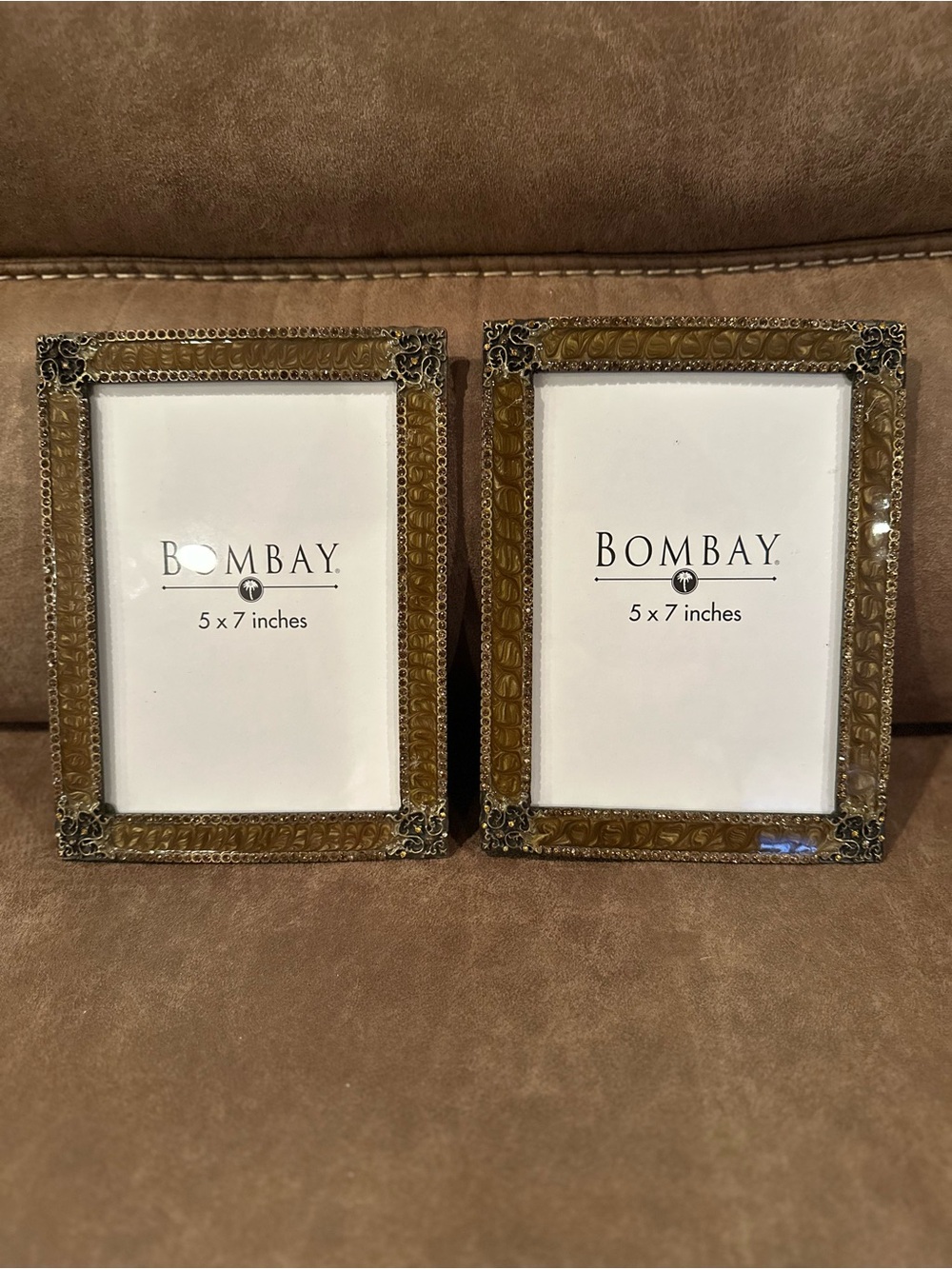 Set of 2 Bombay Picture Frames 5x7"